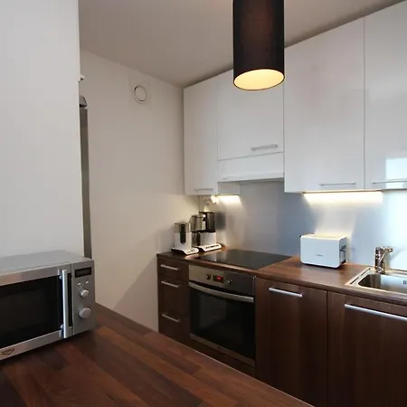 45m2 Sepaenkatu 11, Kaksio Avaralla Naekoealalla Merelle Asti, Parveke