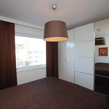 45m2 Sepaenkatu 11, Kaksio Avaralla Naekoealalla Merelle Asti, Parveke Helsinki
